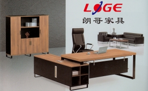 選購板式辦公家具時我們要注意這幾點。