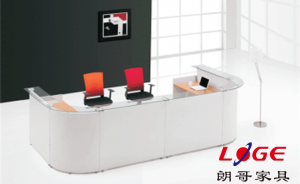 前臺(tái)辦公桌保養(yǎng)，一定要注意這幾點(diǎn)。
