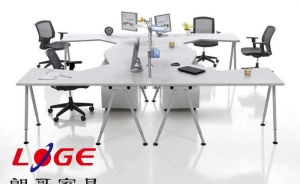 木質(zhì)辦公家具的清潔保養(yǎng)需如何進(jìn)行呢？